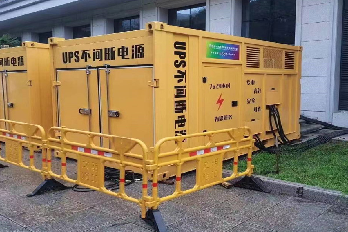 修文发电机租赁施工现场